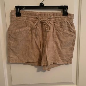 Gap tan shorts size XS worn twice